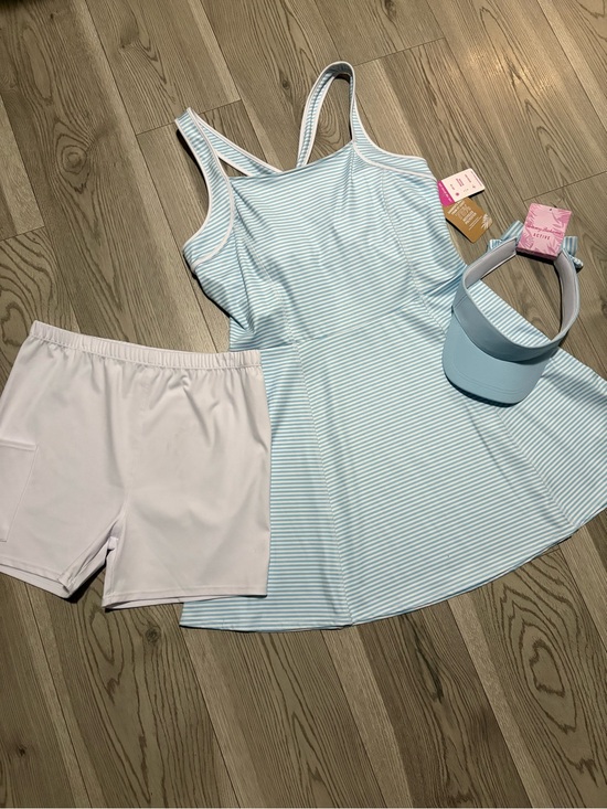 Tommy Bahama Dresses & Skirts - Tommy Bahama Women’s Active Set Size Large NWT